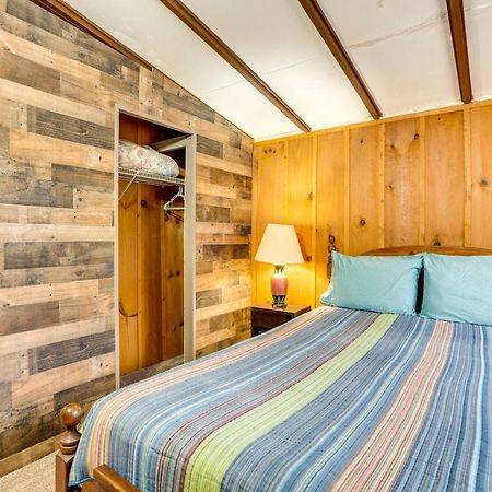 Brasstown Peaceful Warne Cabin Fenced Yard And Screened Porch מראה חיצוני תמונה