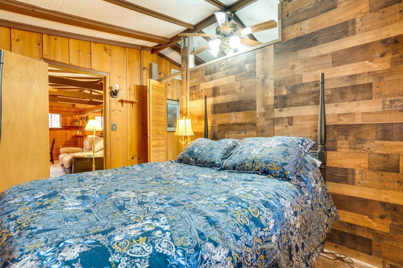 Brasstown Peaceful Warne Cabin Fenced Yard And Screened Porch מראה חיצוני תמונה