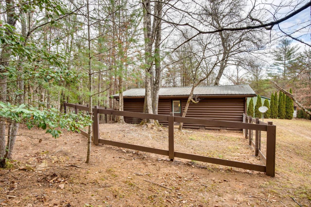 Brasstown Peaceful Warne Cabin Fenced Yard And Screened Porch מראה חיצוני תמונה