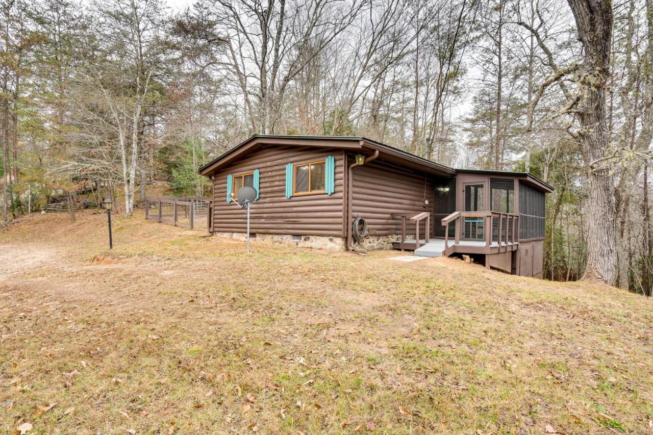 Brasstown Peaceful Warne Cabin Fenced Yard And Screened Porch מראה חיצוני תמונה