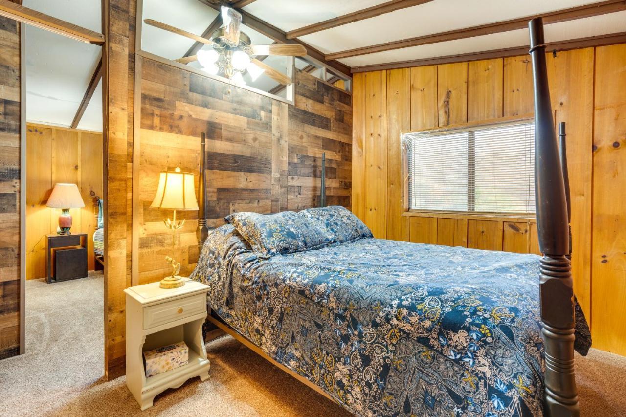 Brasstown Peaceful Warne Cabin Fenced Yard And Screened Porch מראה חיצוני תמונה